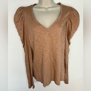 Express women’s camel/Tan V-Neck Puff Sleeve Top size large